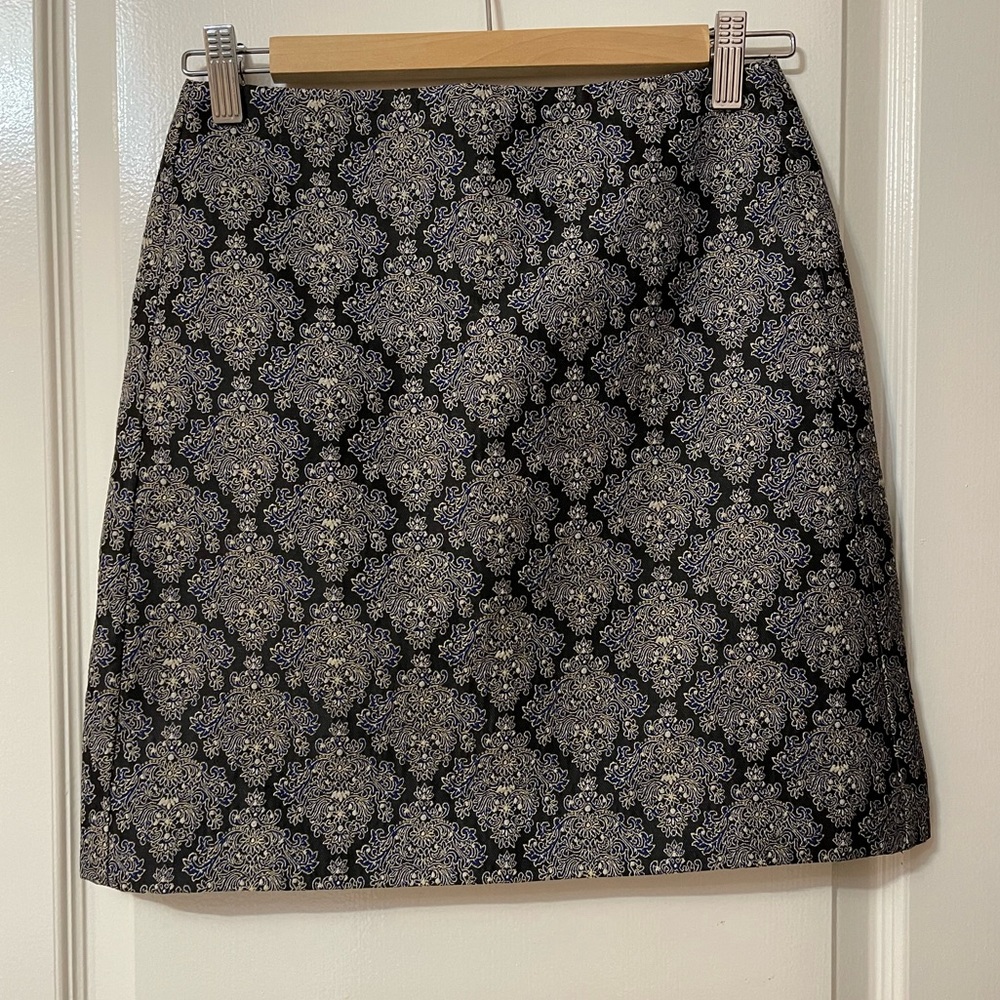 BOGO 🌸 Loft Skirt
